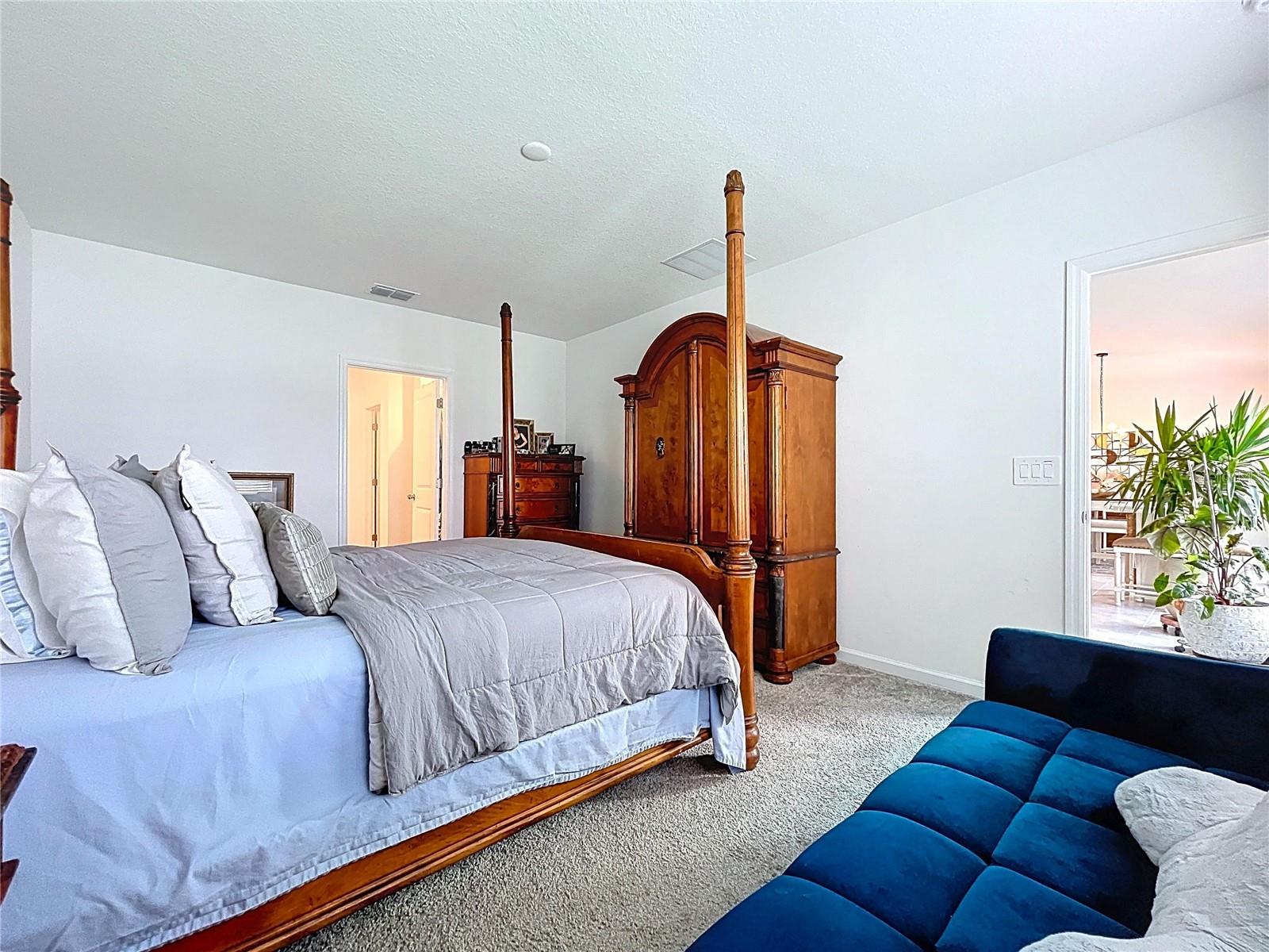 RANCHES/LK MCLEOD II - Residential Lease