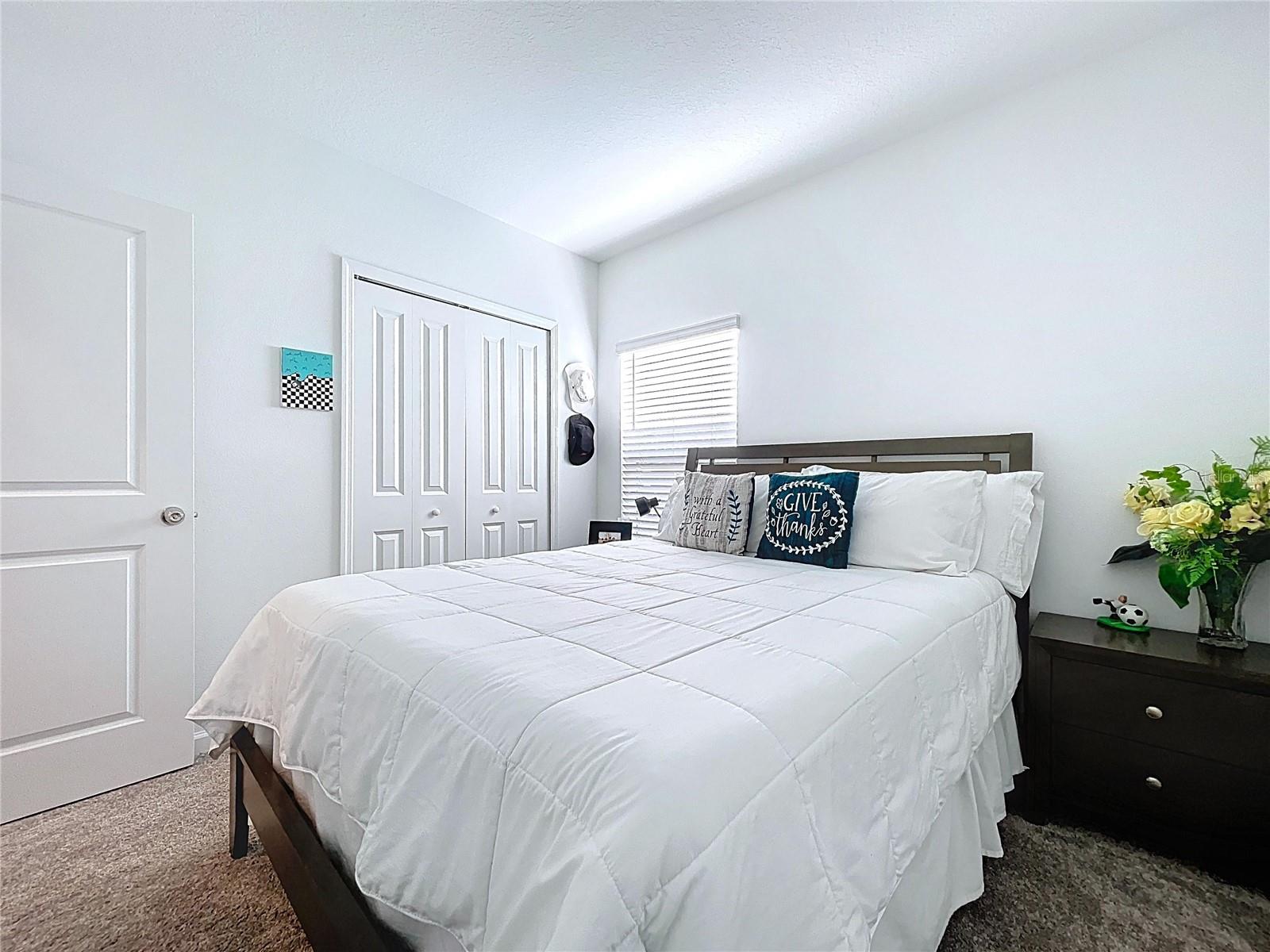 RANCHES/LK MCLEOD II - Residential Lease