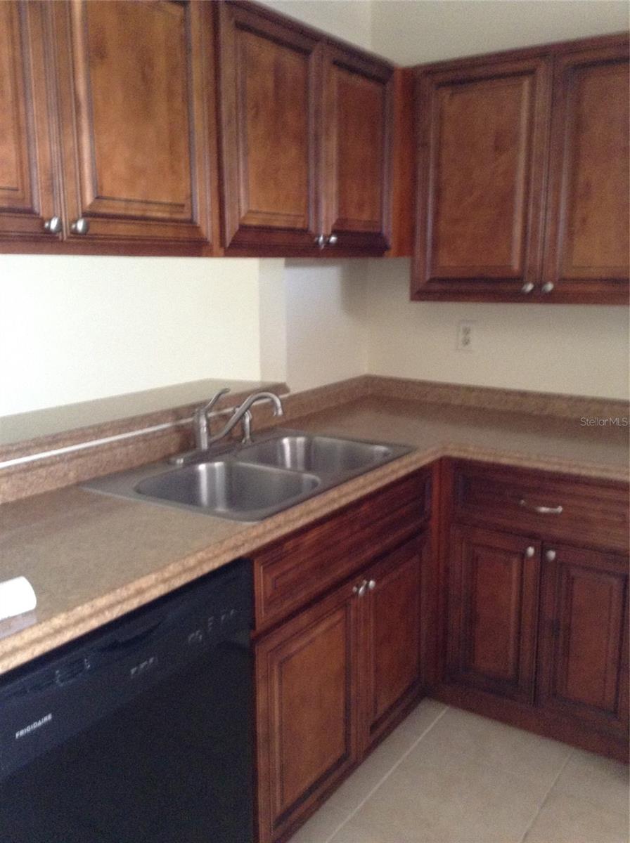 VETERANS VILLAS PH 03 - Residential Lease