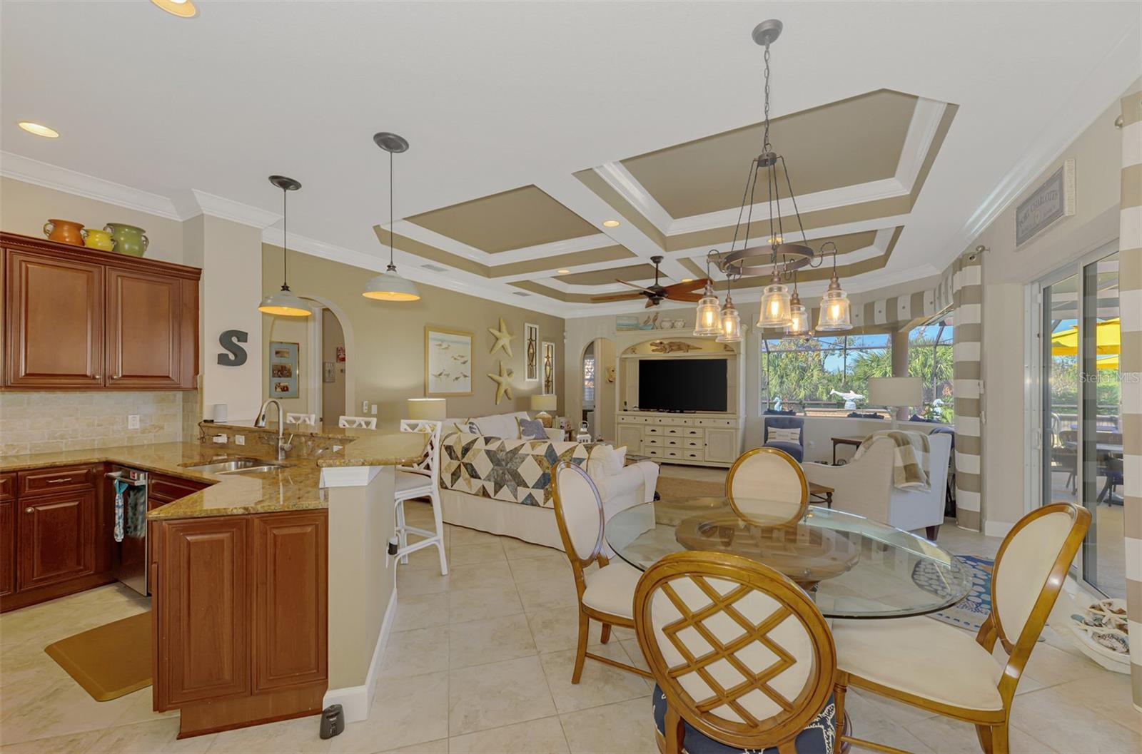 RIVERWOOD - Residential