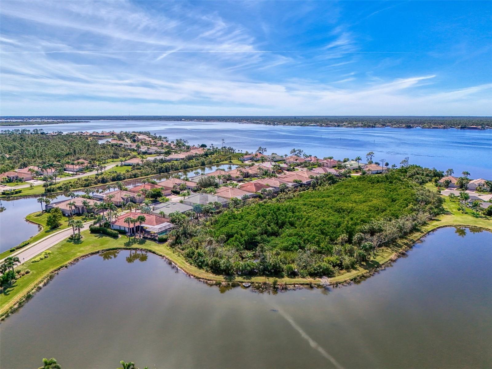 RIVERWOOD - Residential