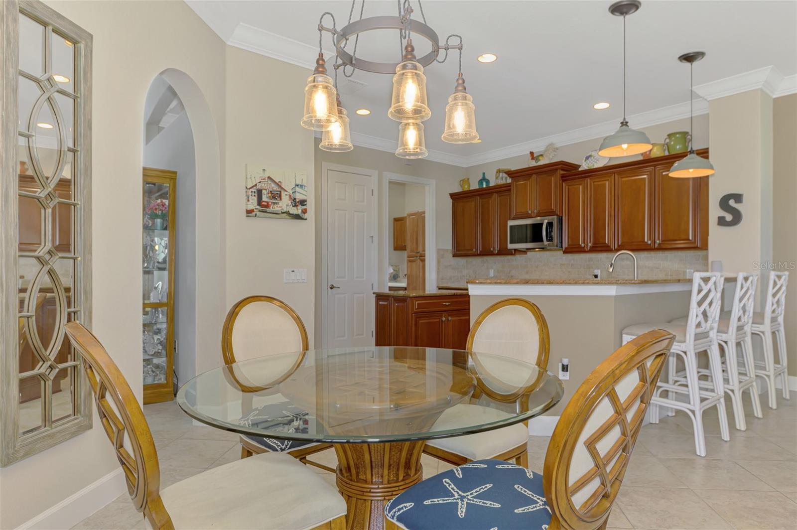 RIVERWOOD - Residential