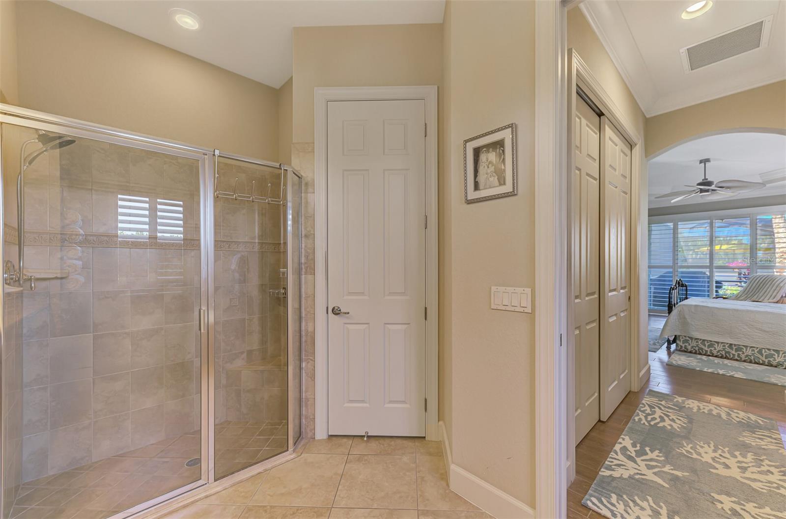 RIVERWOOD - Residential