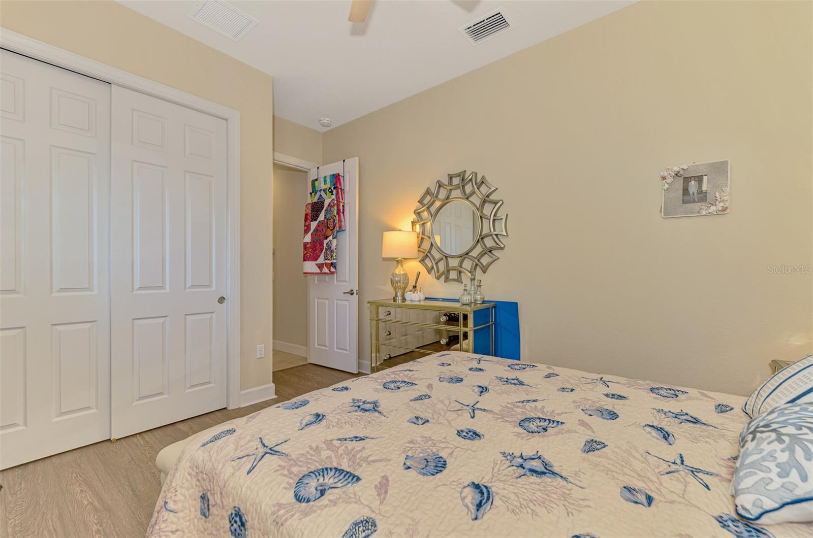 RIVERWOOD - Residential