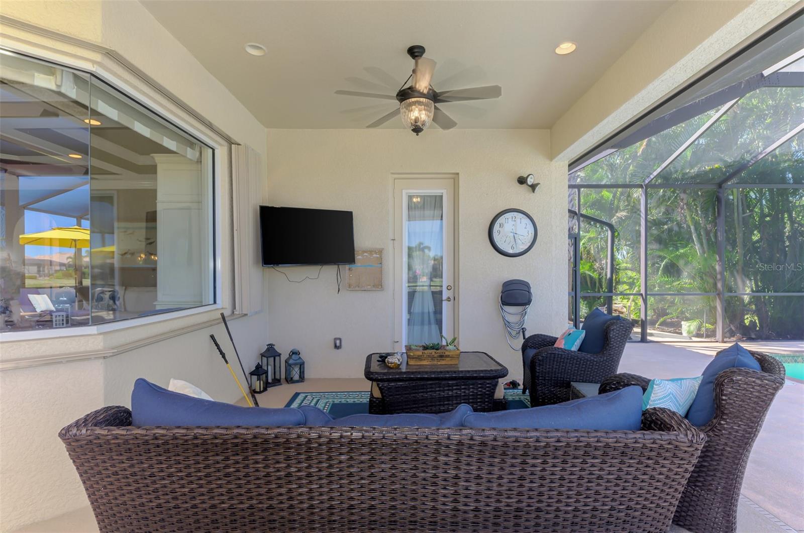 RIVERWOOD - Residential