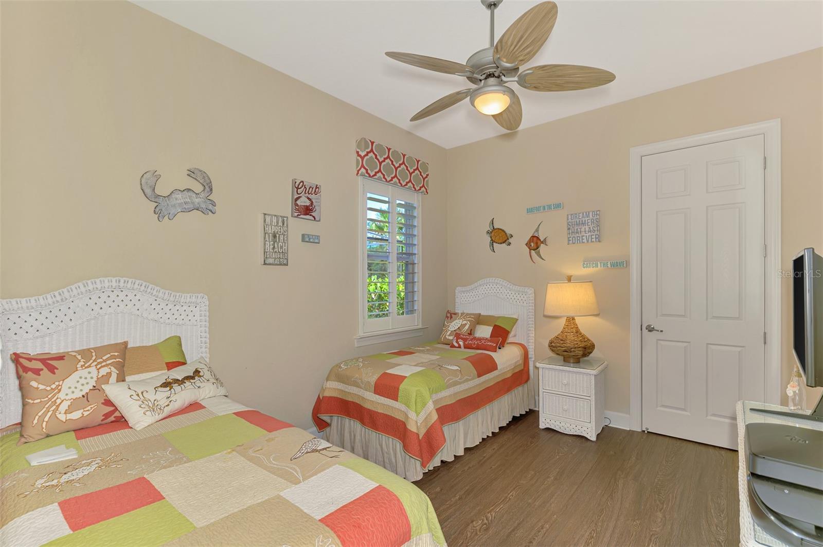 RIVERWOOD - Residential