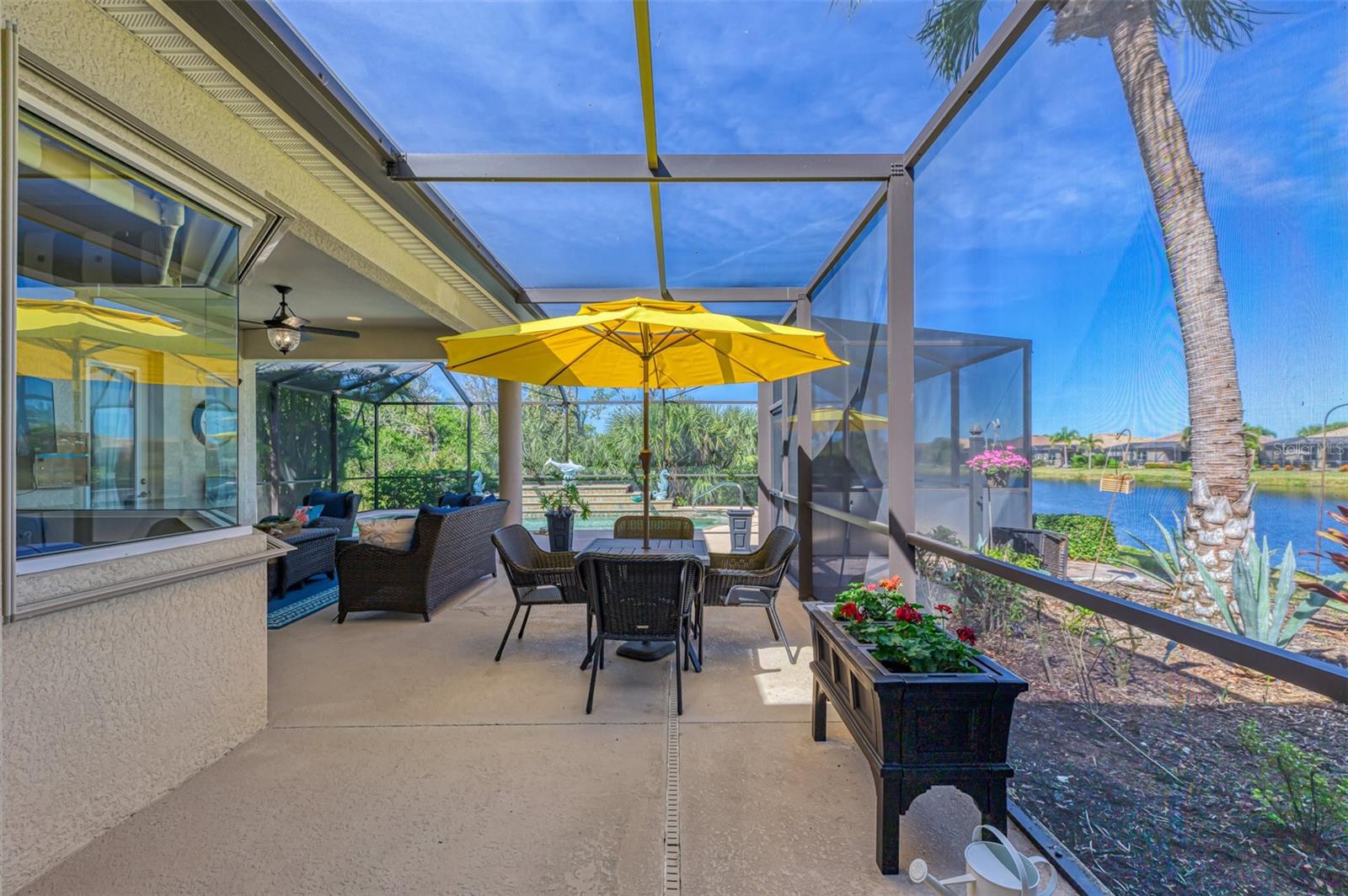 RIVERWOOD - Residential