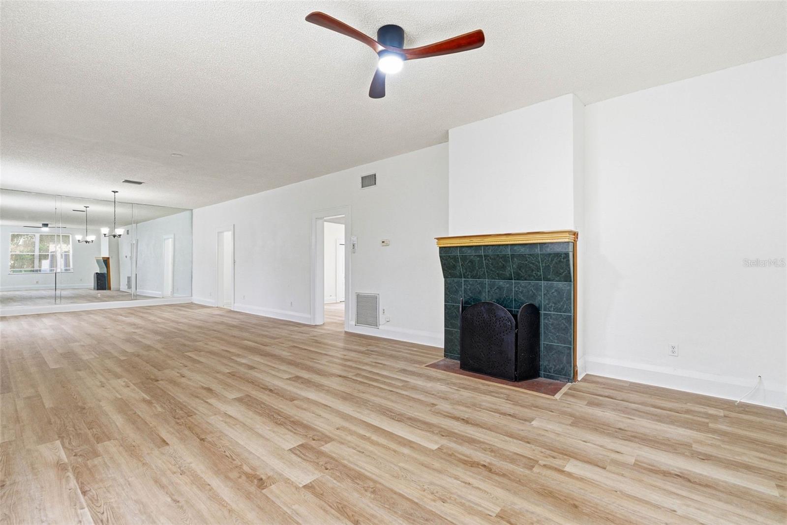 N S JONES ADD TO MANATEE - Residential Income