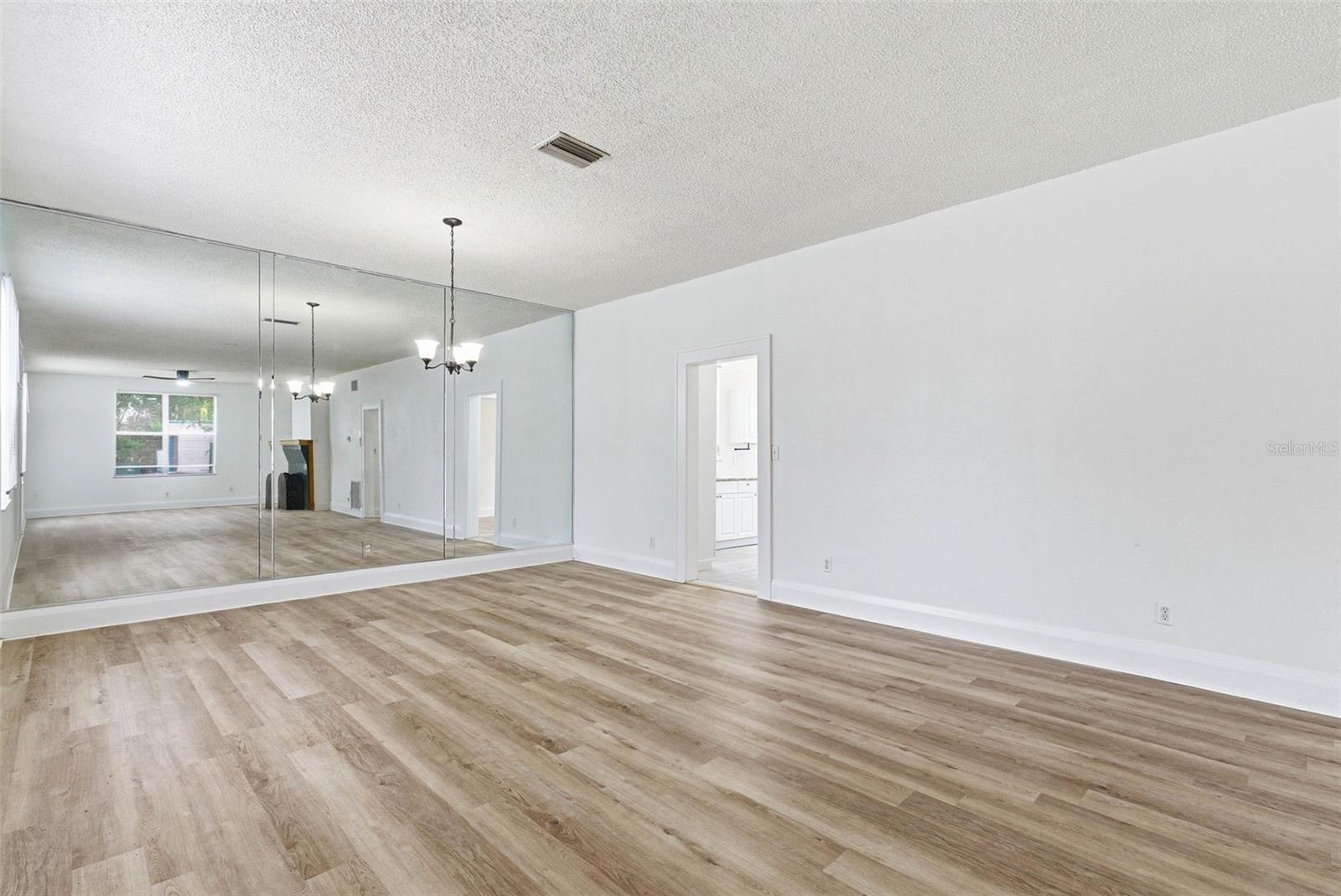 N S JONES ADD TO MANATEE - Residential Income