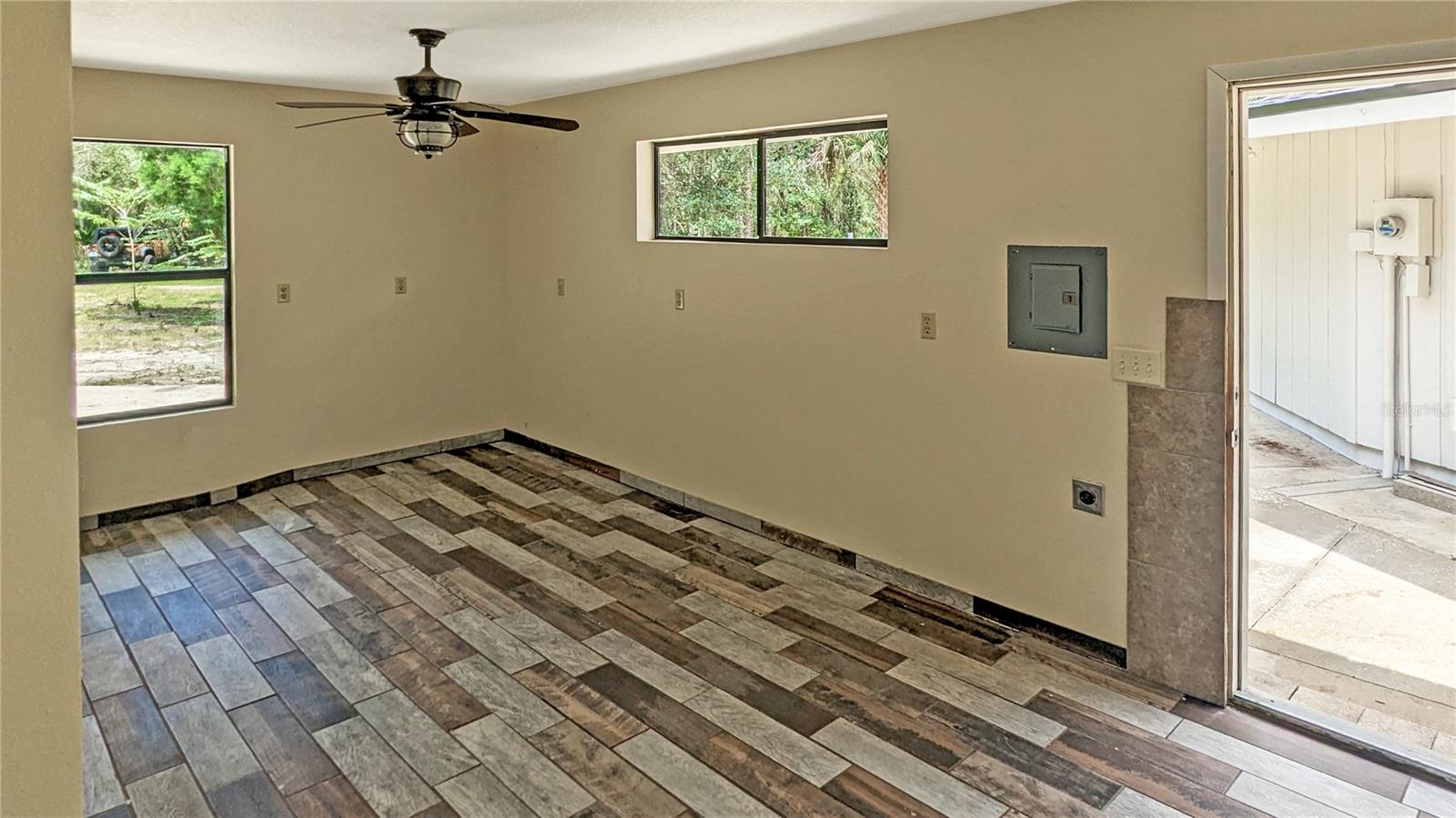 ST. JOHNS RIVER PARK - Residential