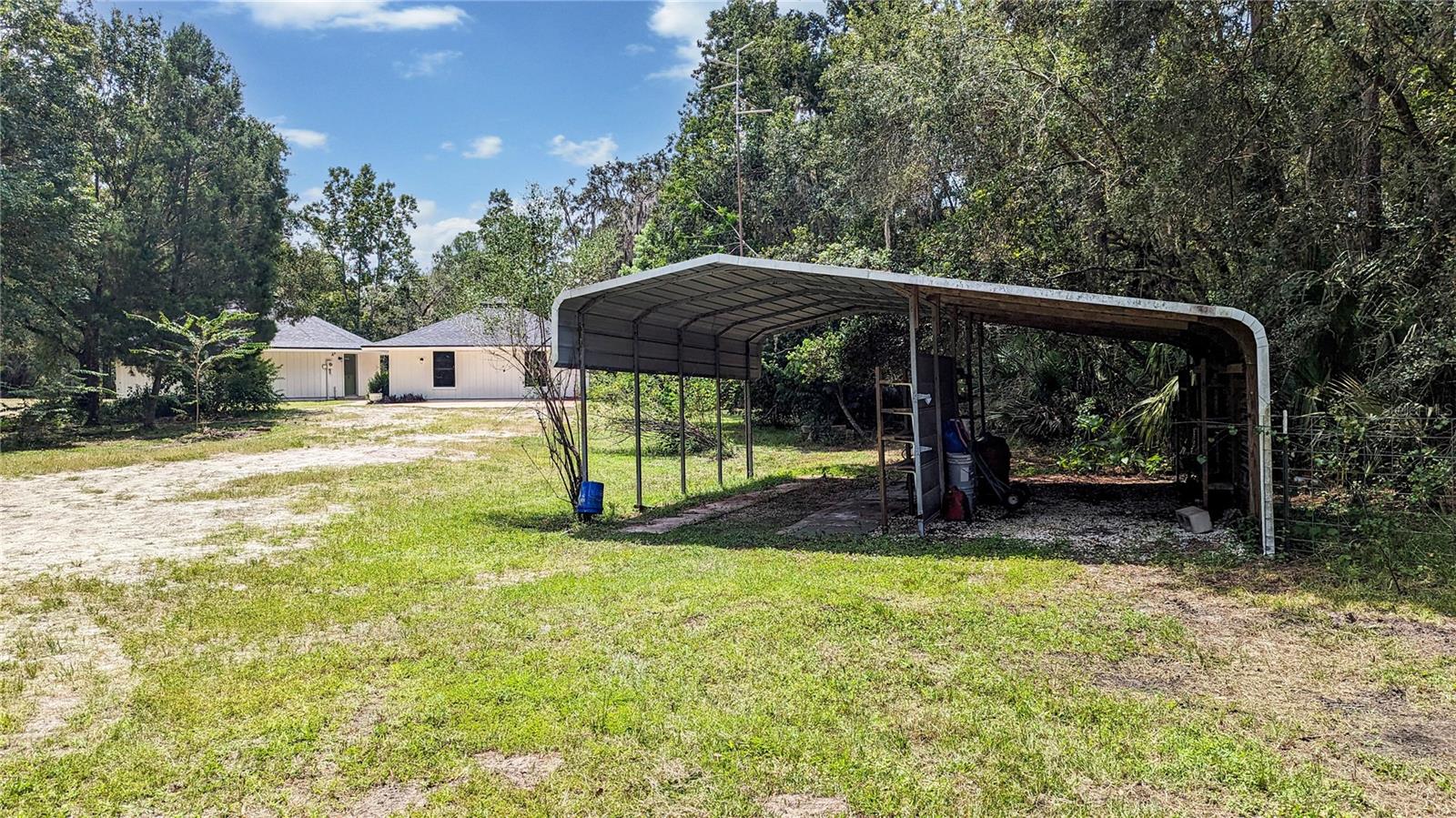 ST. JOHNS RIVER PARK - Residential