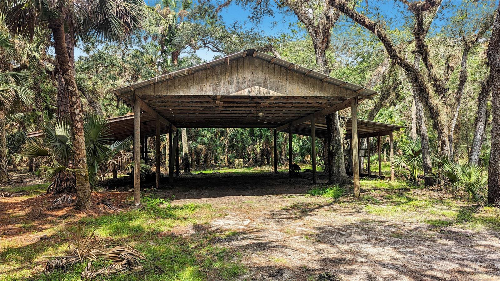 ST. JOHNS RIVER PARK - Residential