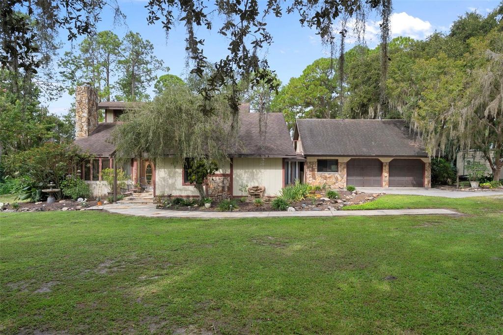 Photo of 8605 Fussell Drive, Wesley Chapel, FL 33545 (MLS # TB8427228)