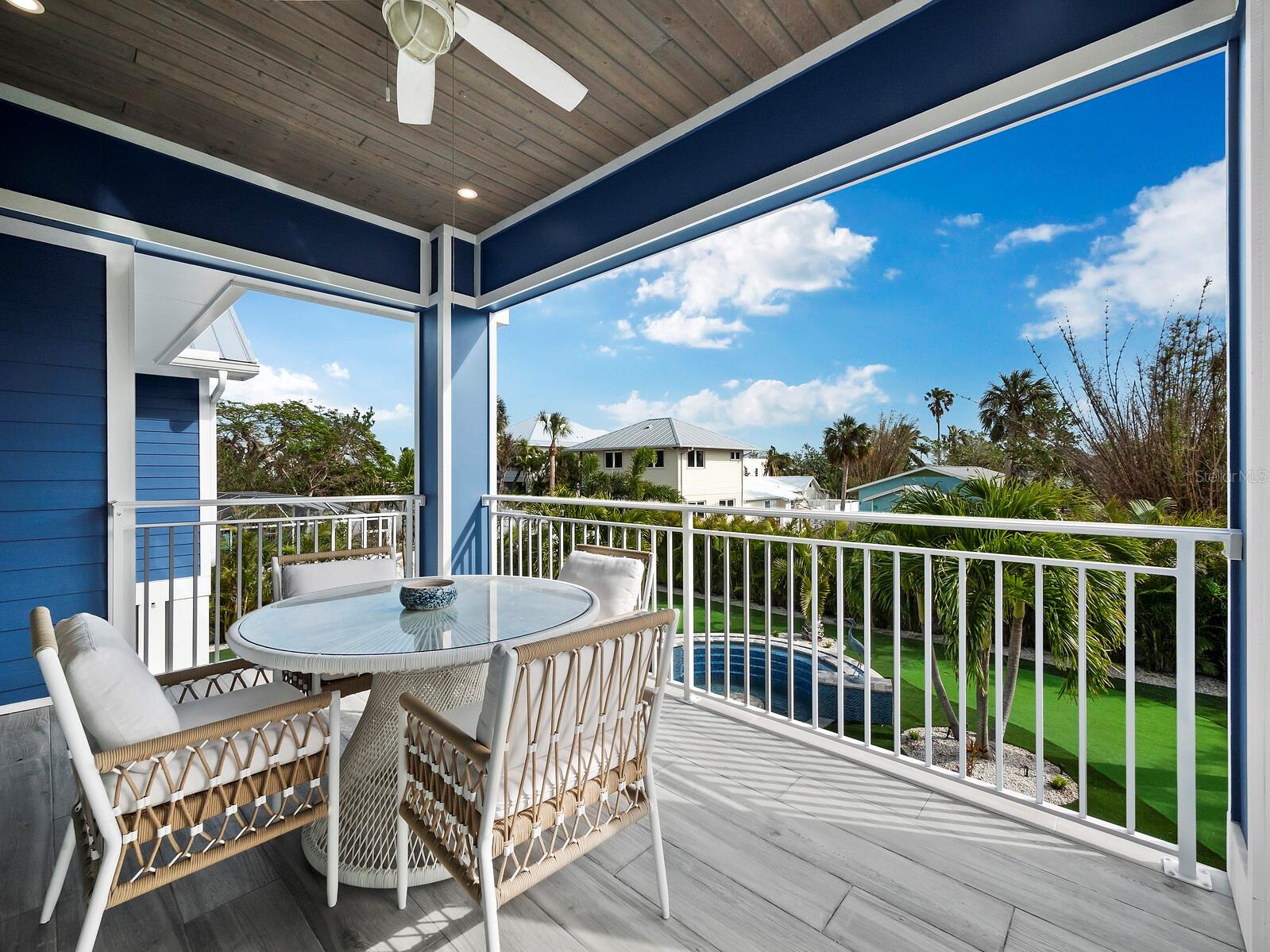LONGBEACH ON LONGBOAT KEY - Residential
