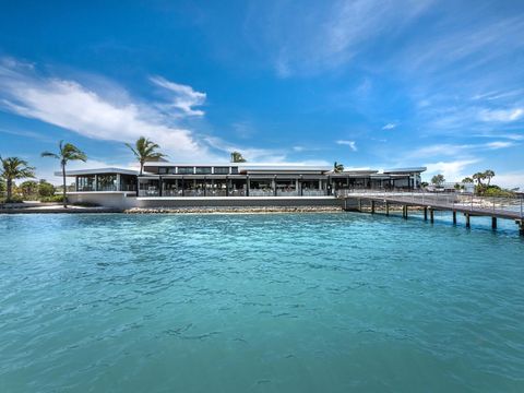 A home in LONGBOAT KEY