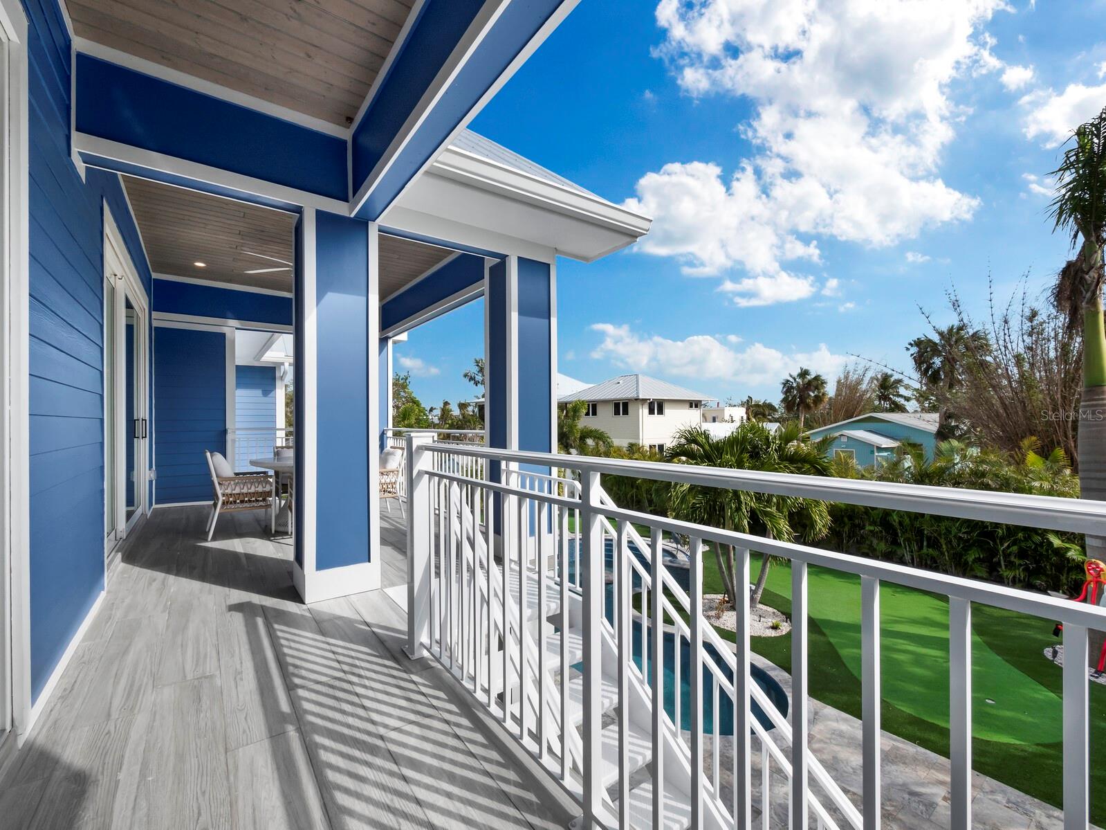 LONGBEACH ON LONGBOAT KEY - Residential