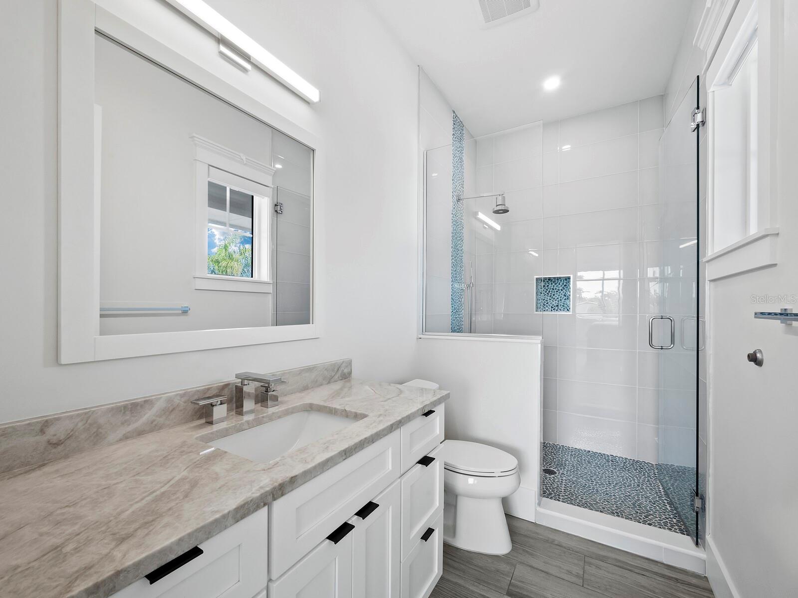 LONGBEACH ON LONGBOAT KEY - Residential