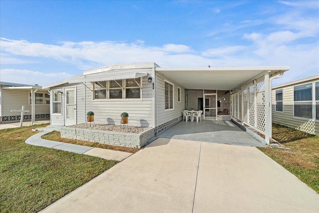 Photo of 43 Edessa Drive, Palmetto, FL 34221 (MLS # A4706515)