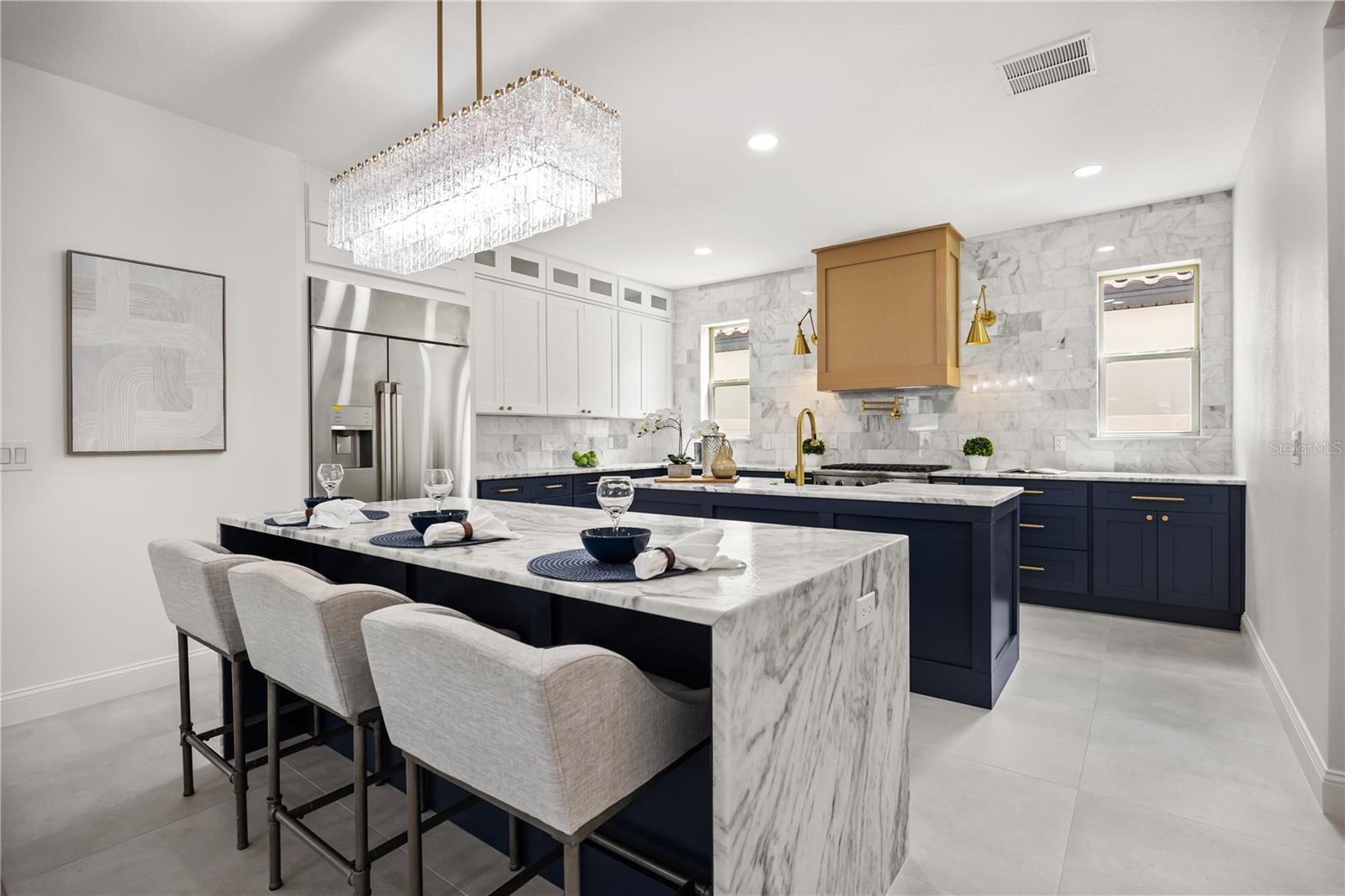 8349 VIVARO ISLE WAY