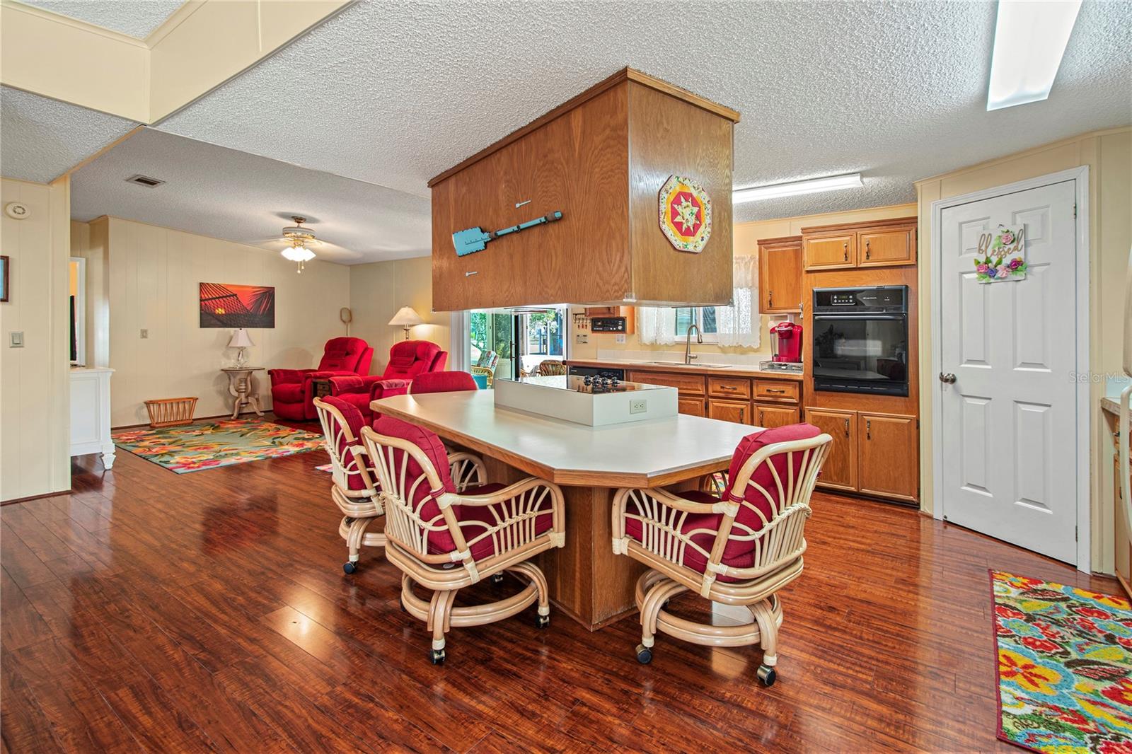 RIDGEWOOD OAKS PH II & III - Residential