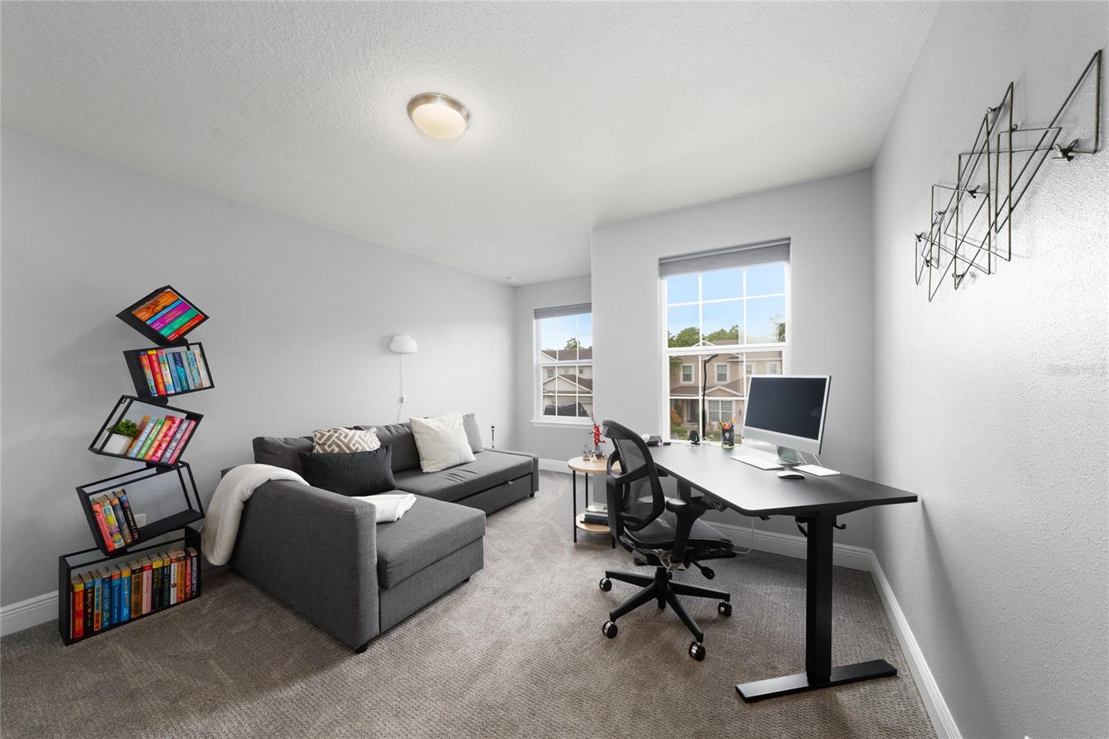 POINTE/HUNTERS CRK - Residential