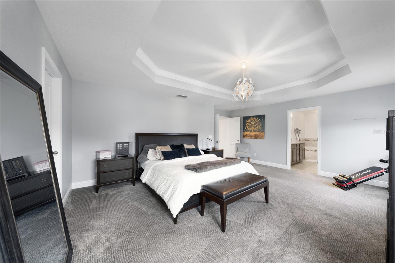 POINTE/HUNTERS CRK - Residential