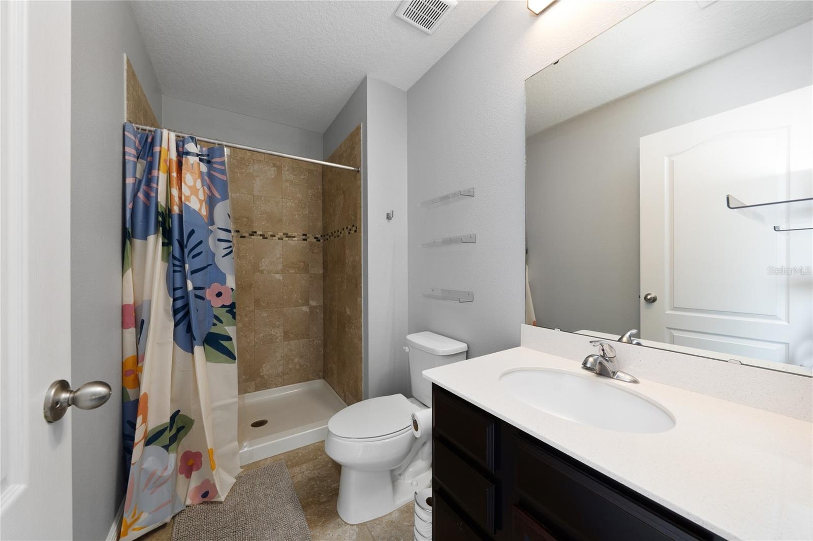 POINTE/HUNTERS CRK - Residential