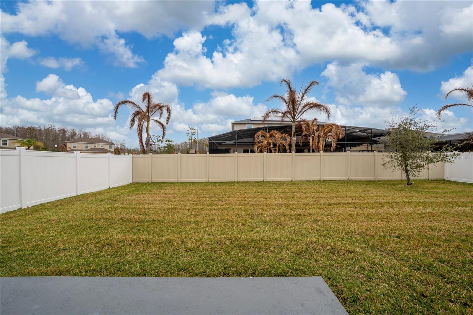 POINTE/HUNTERS CRK - Residential