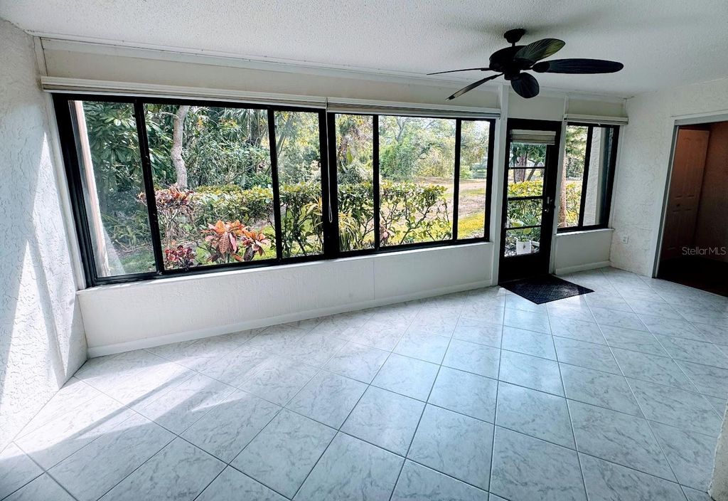 Photo of 647 Woodlawn Drive #647, Bradenton, FL 34210 (MLS # A4651994)