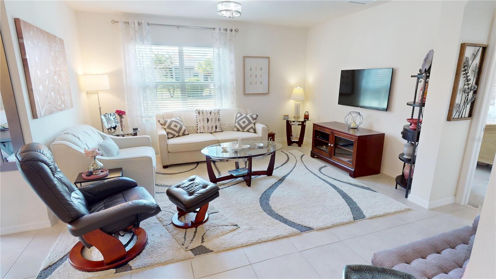 RIVER CLUB - Residential