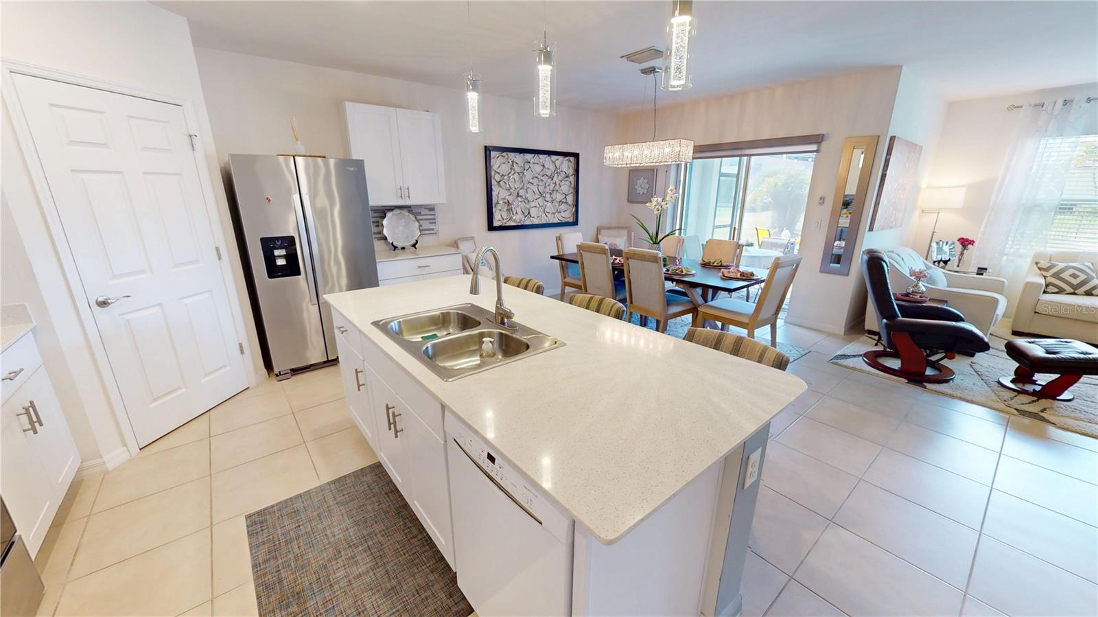 RIVER CLUB - Residential