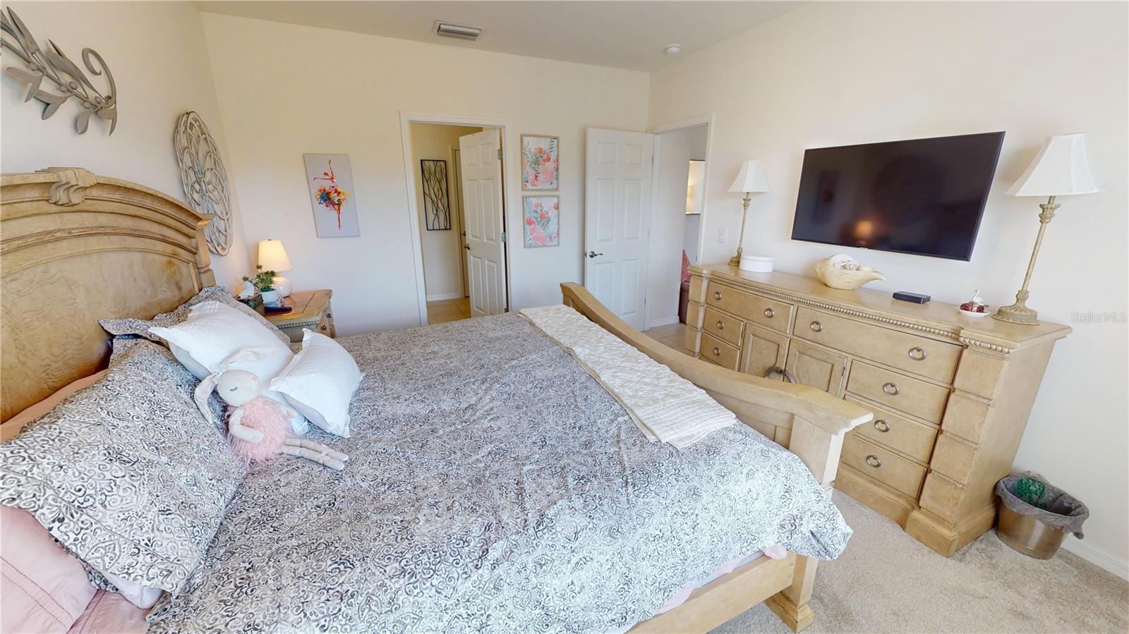 RIVER CLUB - Residential