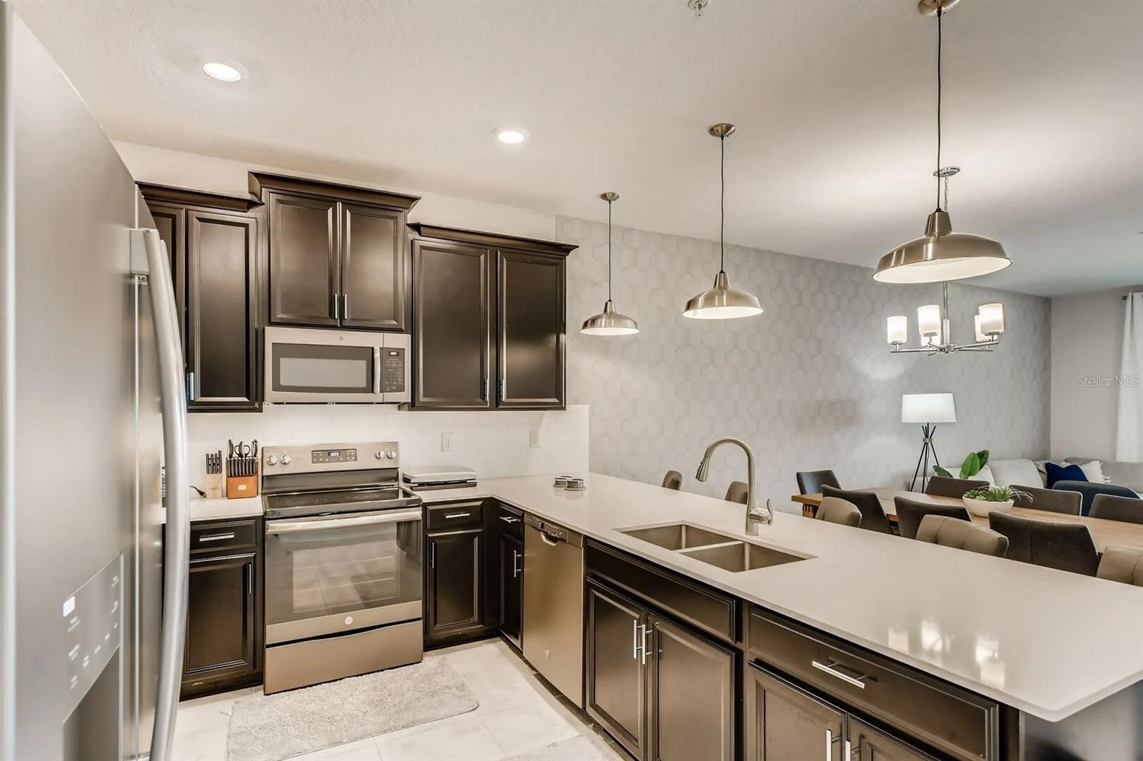 CHAMPIONSGATE CONDO PH 18 - Residential