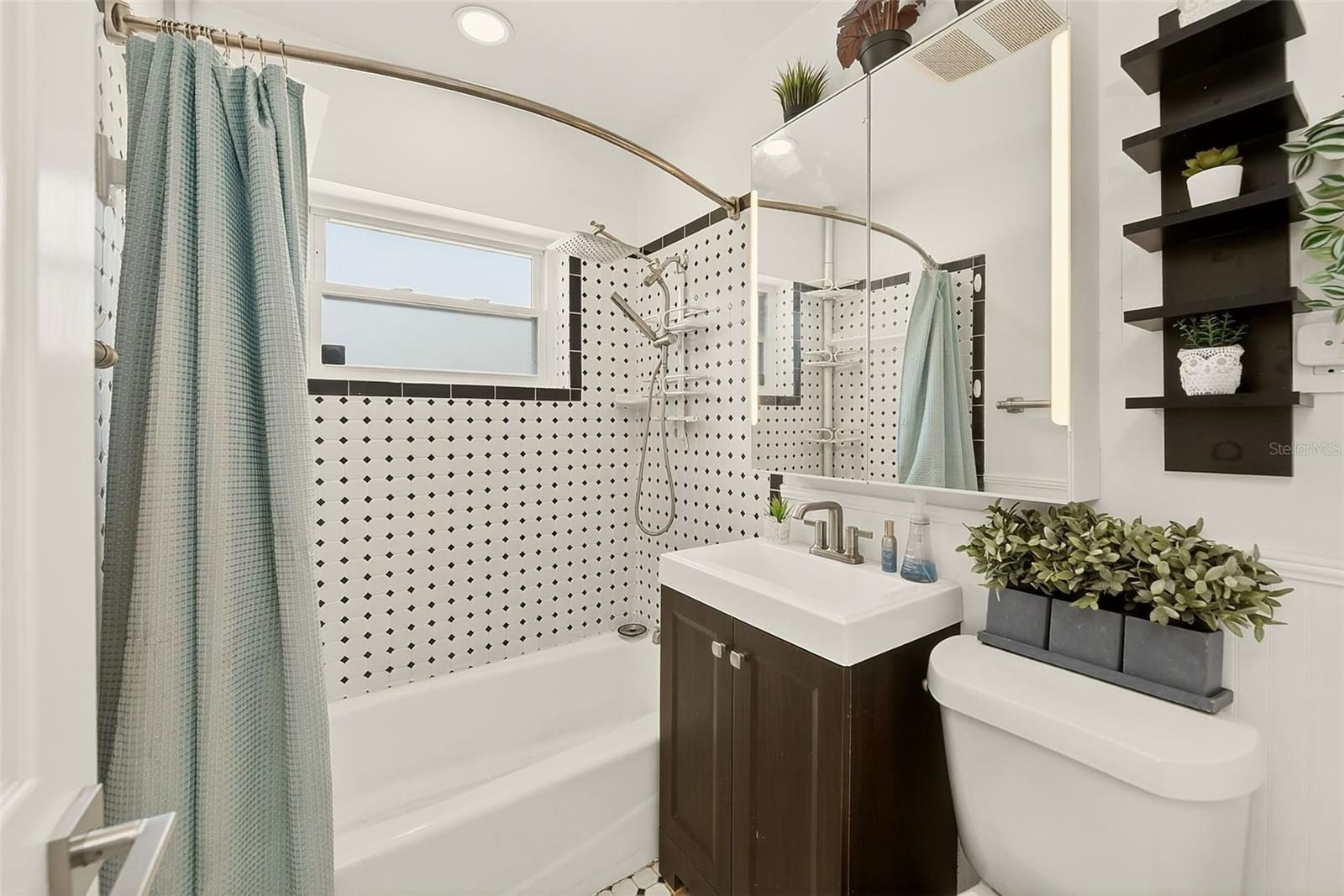 MEADOW LAWN - Residential