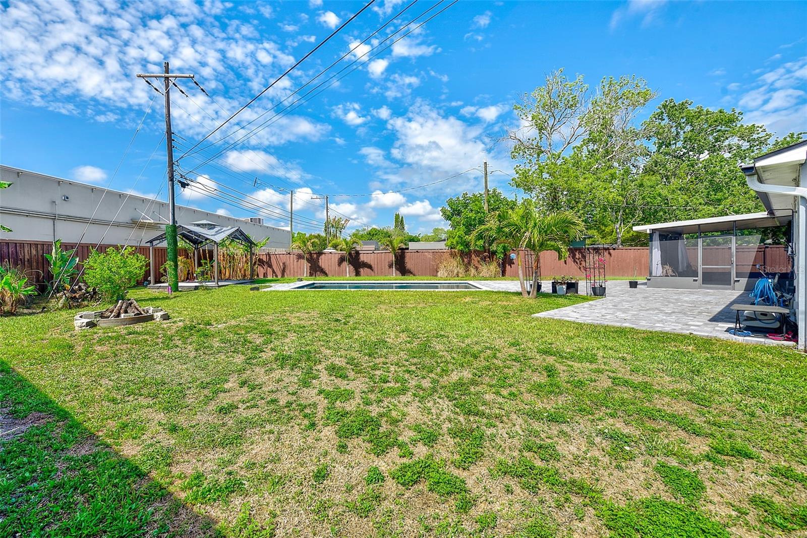 MEADOW LAWN - Residential