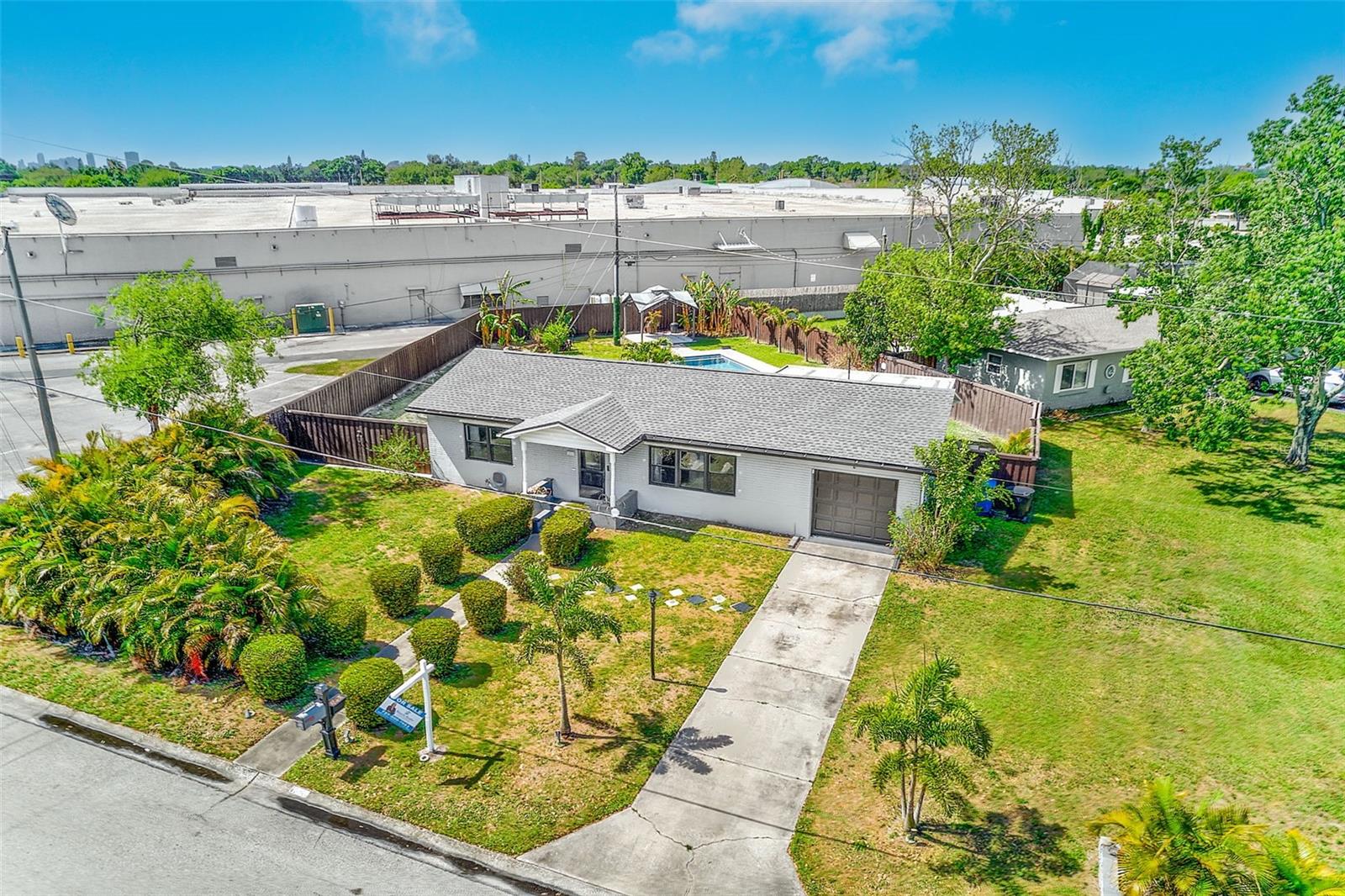 MEADOW LAWN - Residential