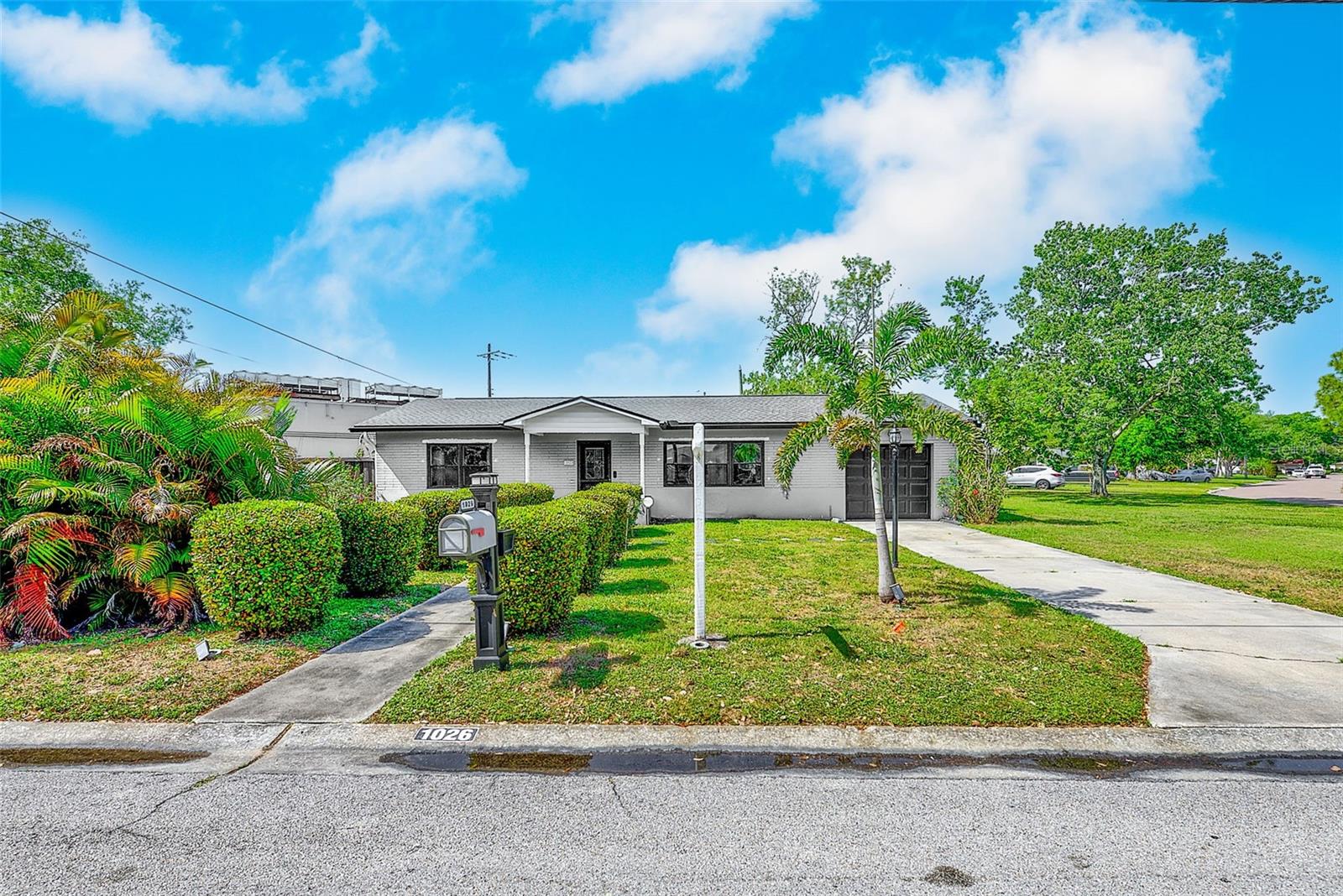 MEADOW LAWN - Residential