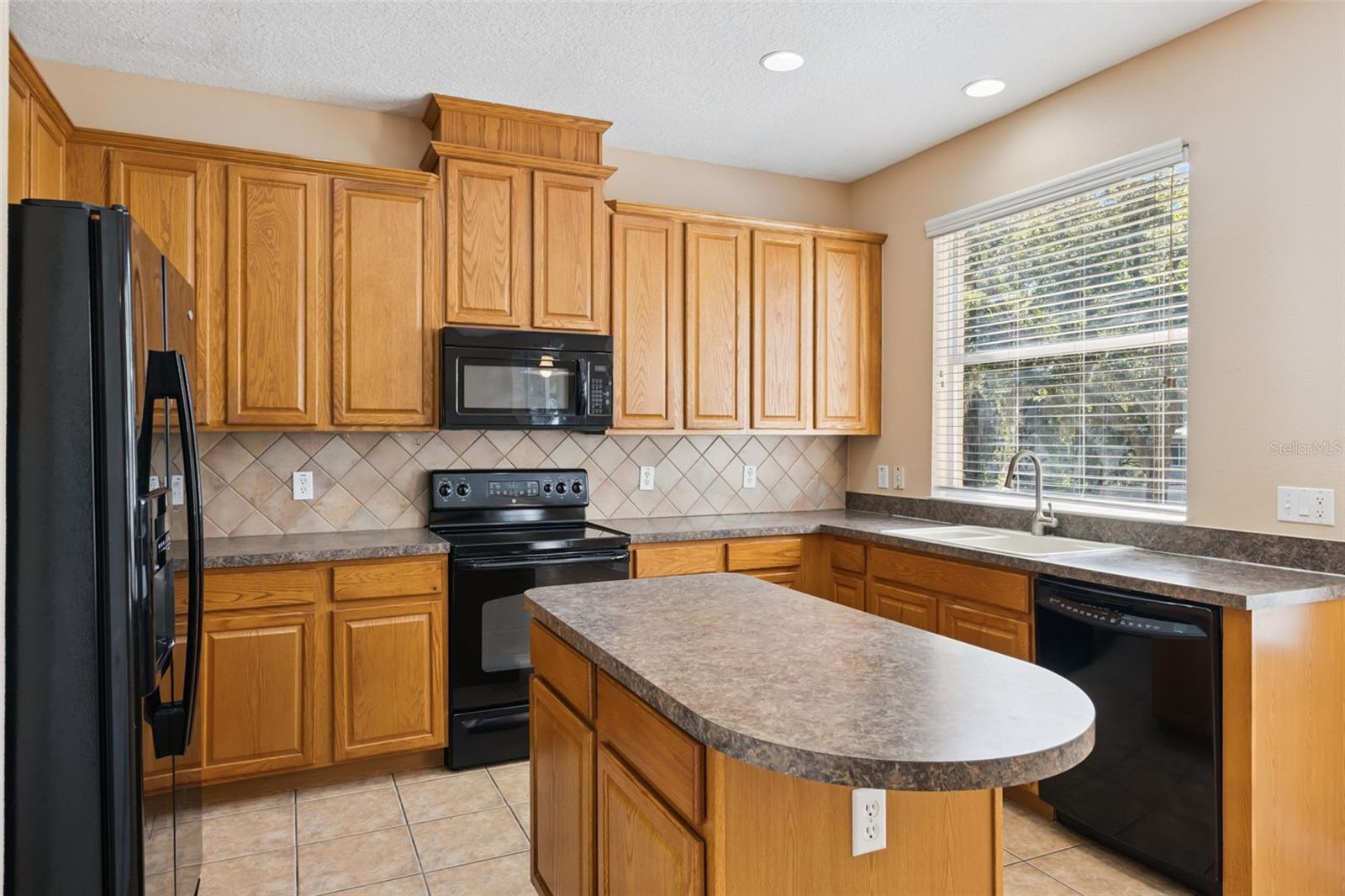 2692 CEDAR KNOLL DRIVE