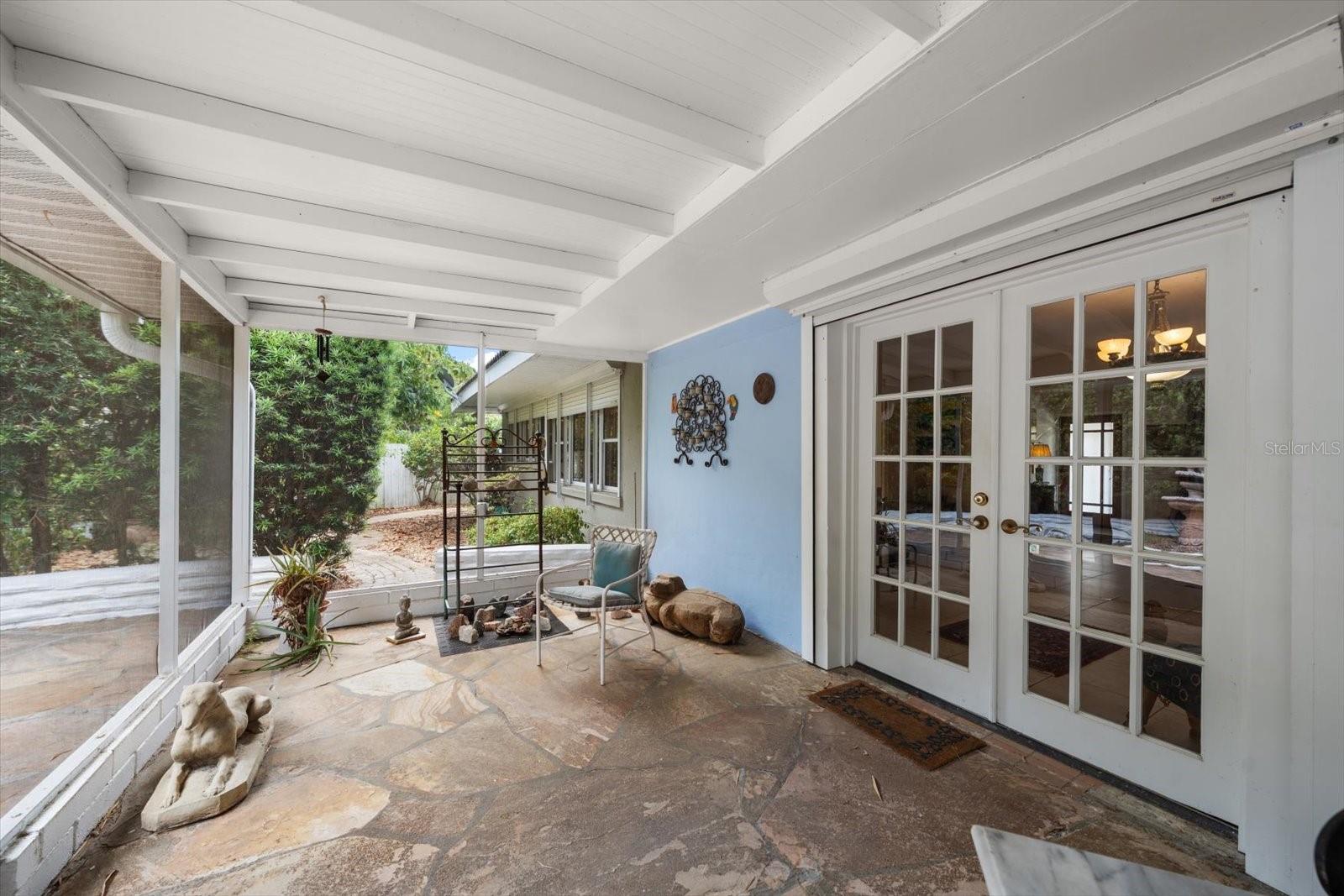 BELLEAIR ESTATES - Residential