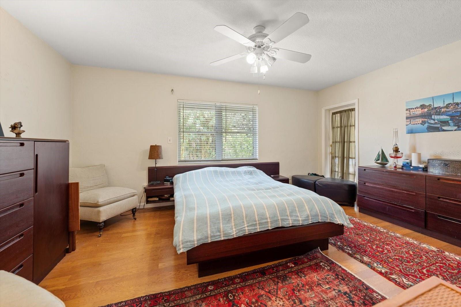 BELLEAIR ESTATES - Residential