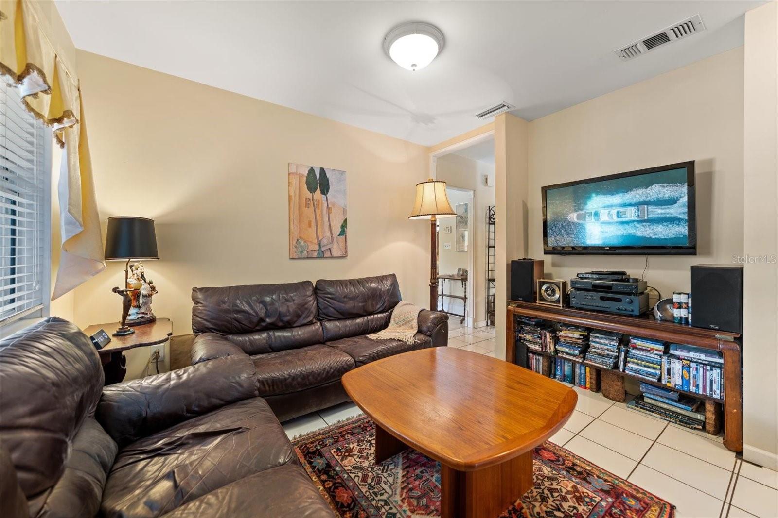 BELLEAIR ESTATES - Residential
