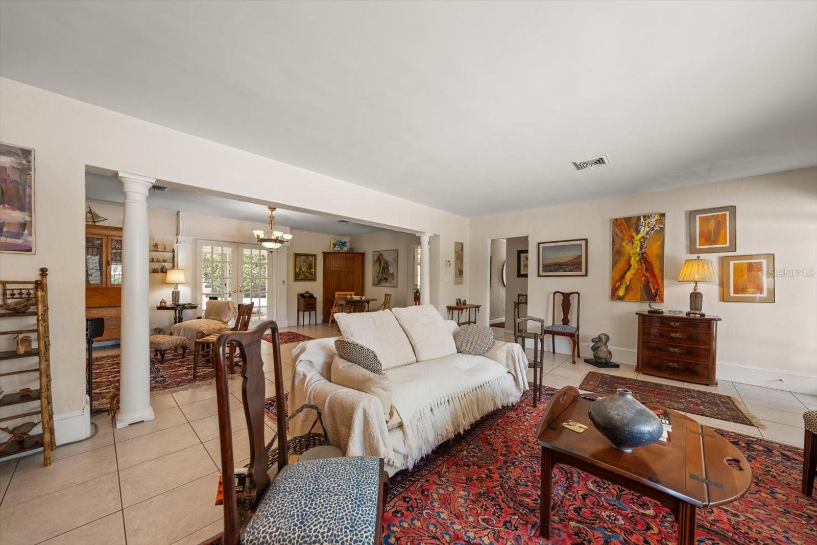 BELLEAIR ESTATES - Residential
