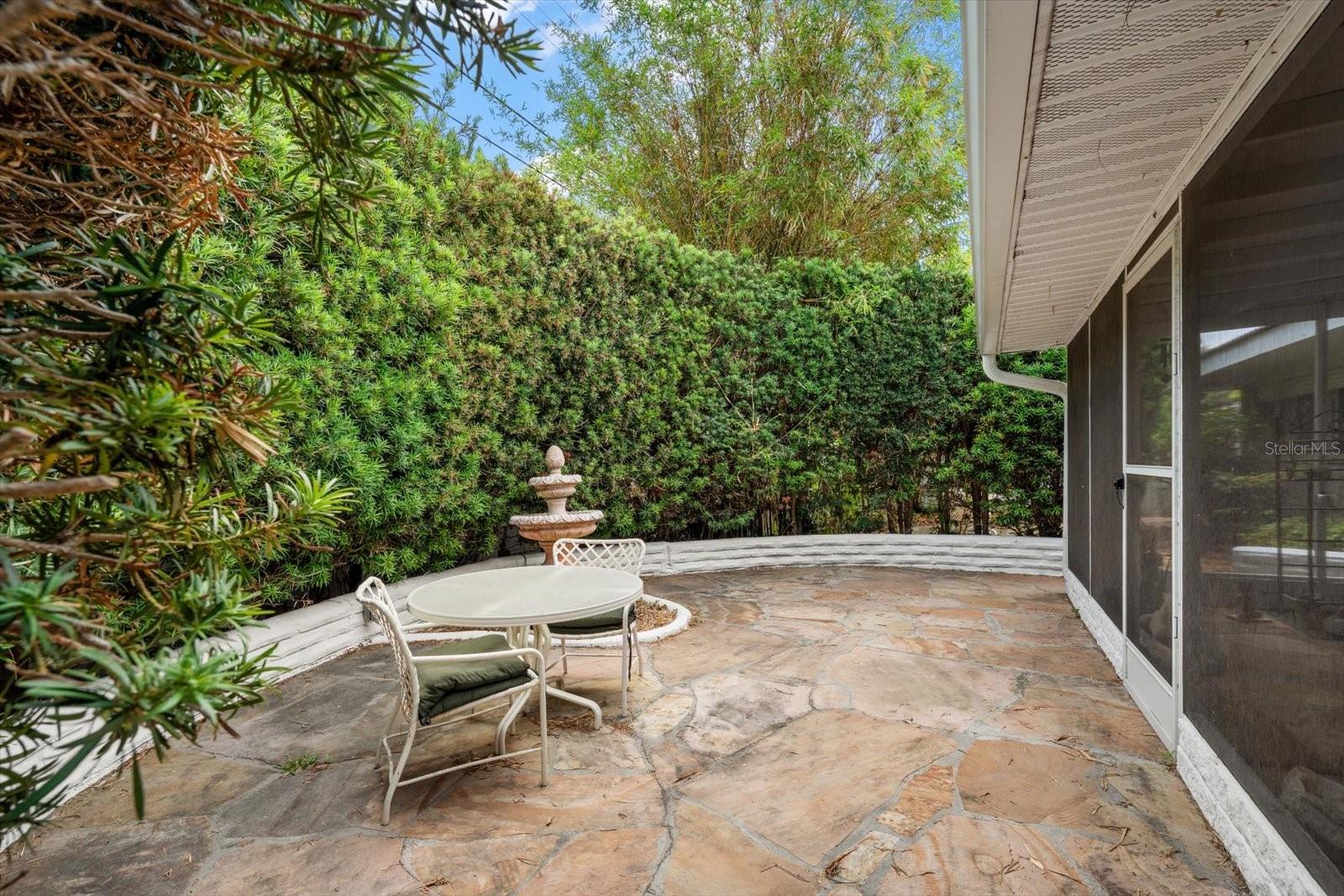 BELLEAIR ESTATES - Residential