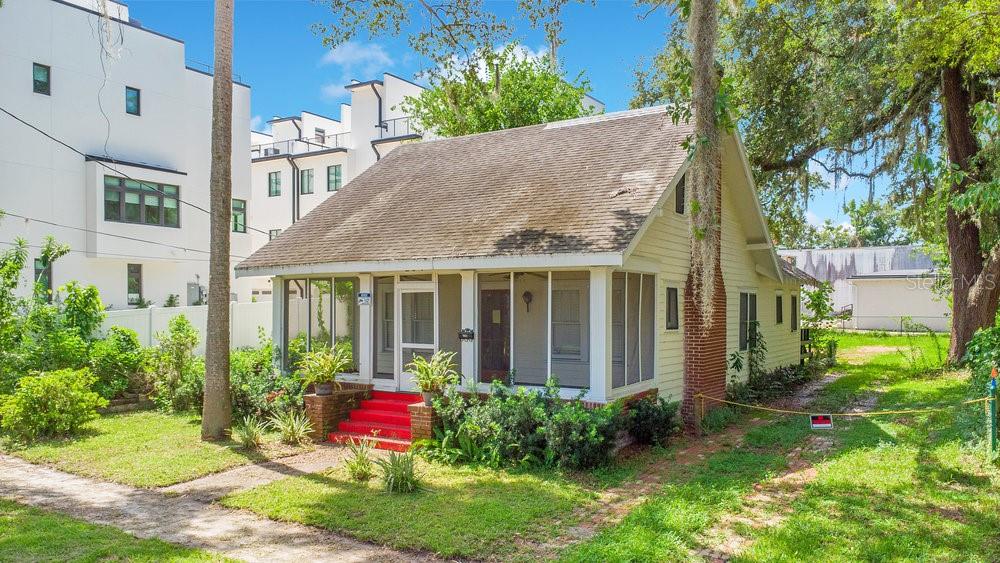 204 PARK LAKE STREET