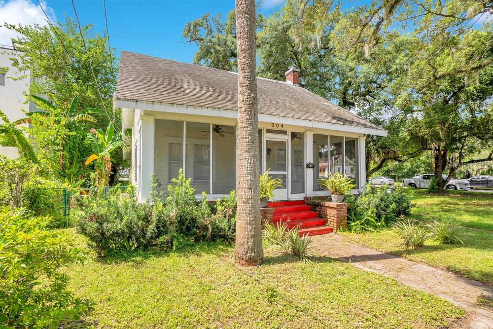 204 PARK LAKE STREET