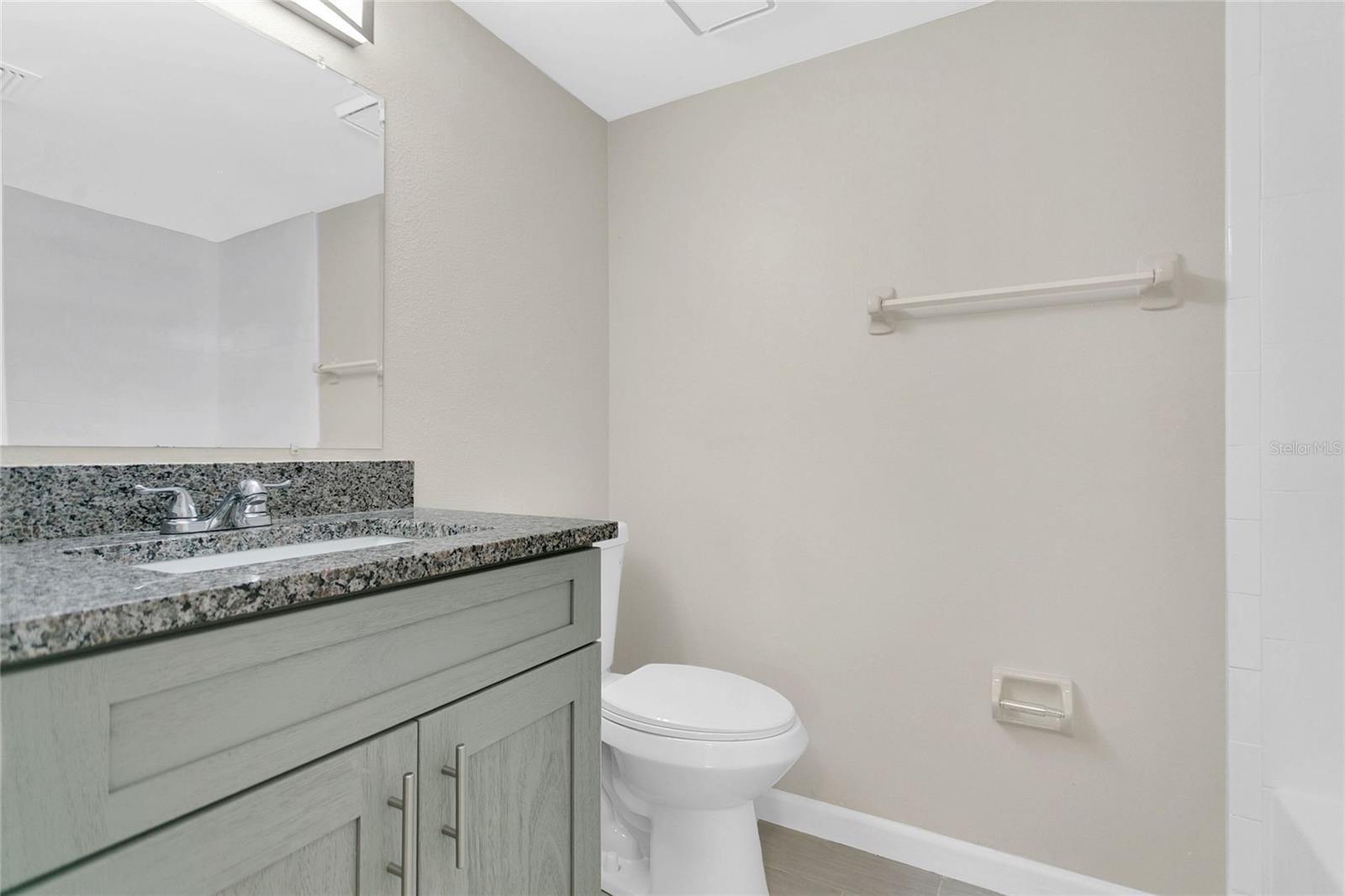LAKE LOTUS CLUB 5 A CONDO REP - Residential