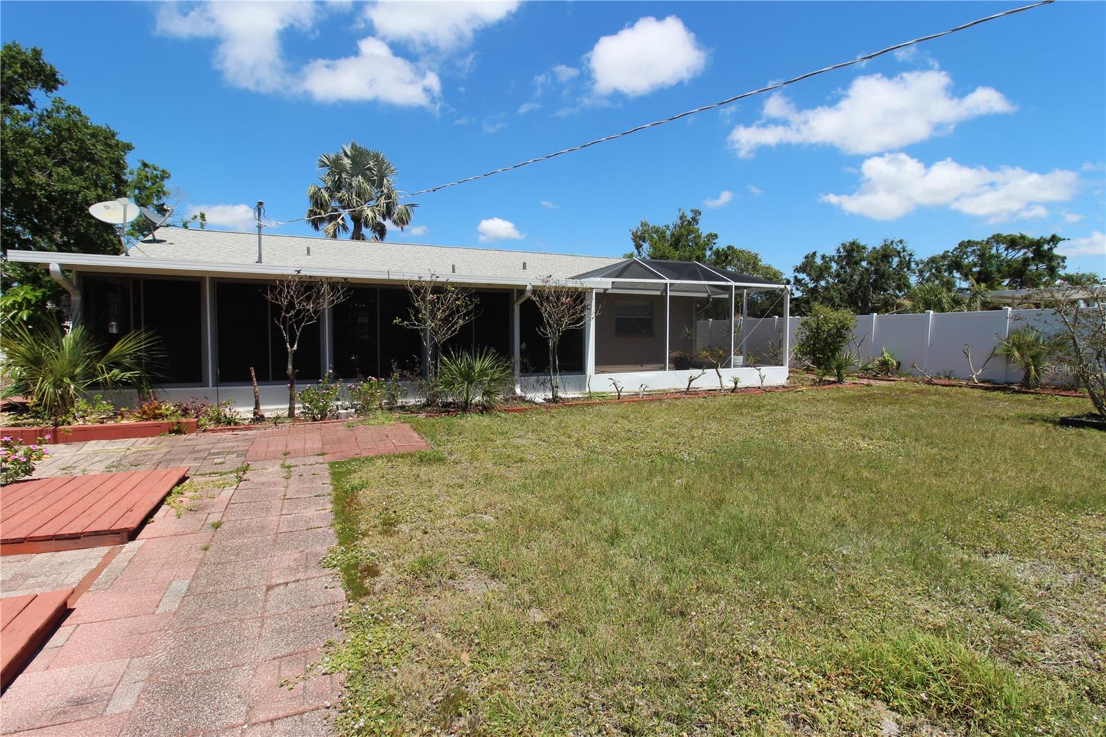 PINE SHORES ESTATES REP - Residential Lease