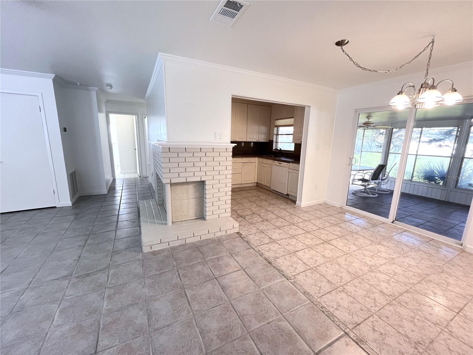 PINE SHORES ESTATES REP - Residential Lease