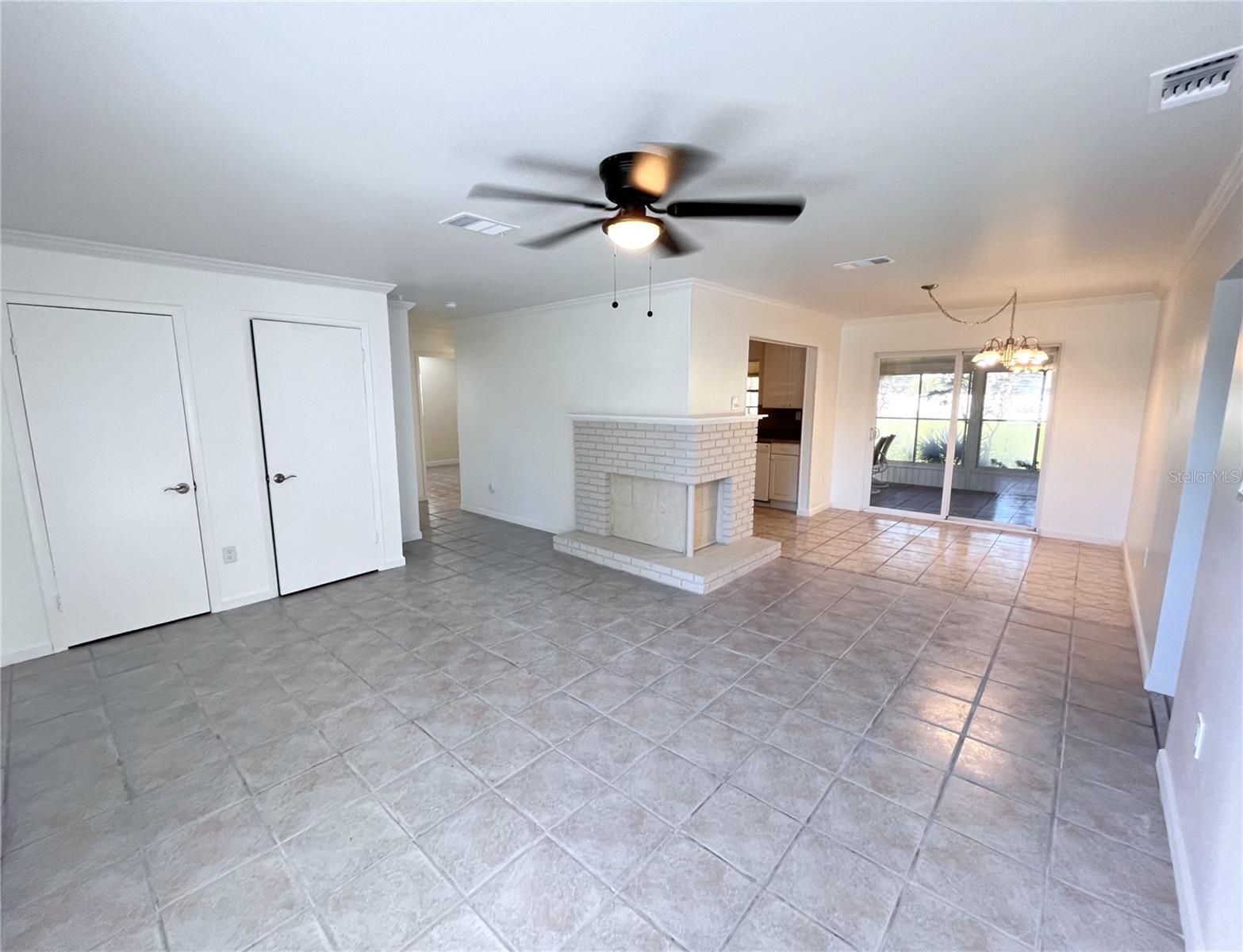 PINE SHORES ESTATES REP - Residential Lease