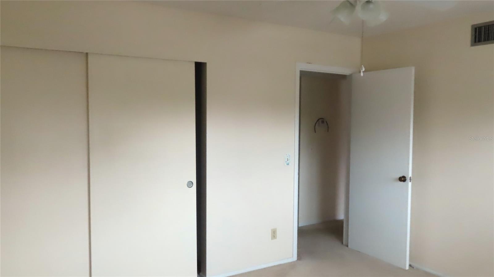 ON TOP OF THE WORLD - Residential Lease